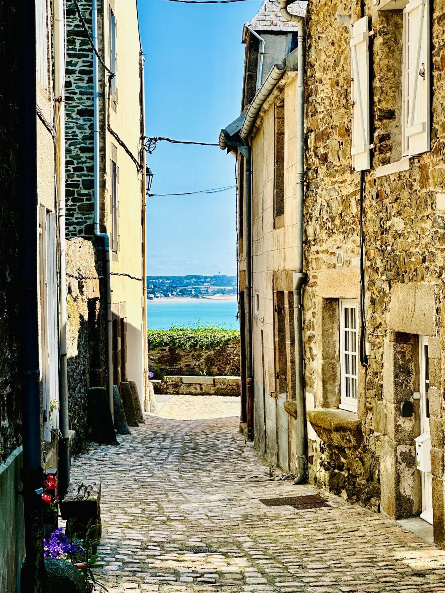 Le Refuge De Lalbatros Vert Donville-les-Bains Exterior foto